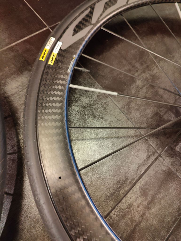 Brugt Mavic Cosmic Pro Carbon Disc 45 2022 bike — billede 4 af 6