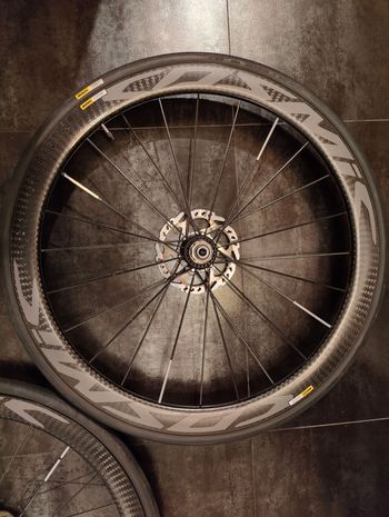 Brugt Mavic Cosmic Pro Carbon Disc 45 2022 bike — billede 6 af 6
