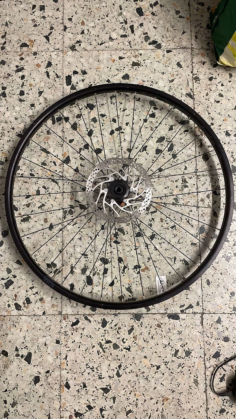 Used Shimano 29” 2023 bike — image 3 of 7