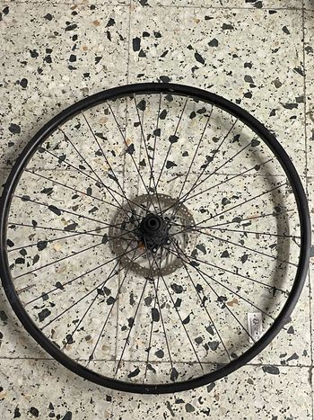 Used Shimano 29” 2023 bike — image 4 of 7