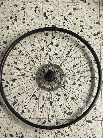 Shimano 29” 2023 bike d'occasion — image 4 sur 7