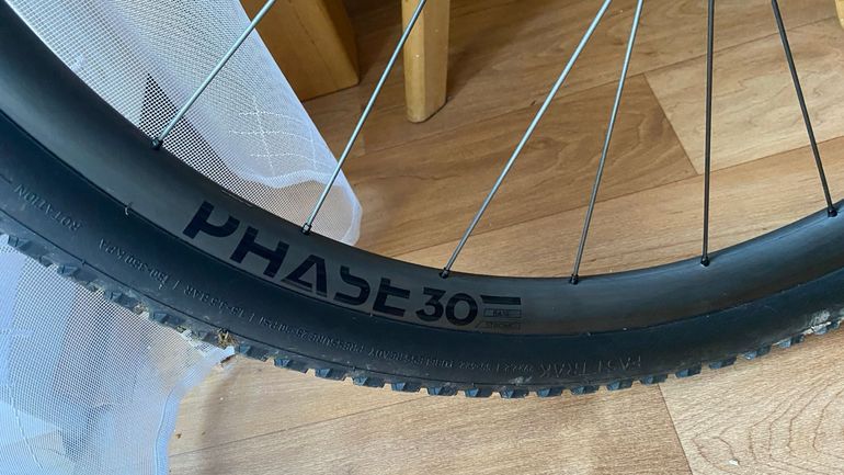 Używany Newmen Phase 30 light VONOA 2025 bike — zdjęcie 2 z 10