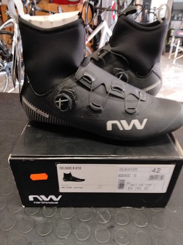 Brugt Northwave Celsius R GTX Uomo 2024 bike — billede 1 af 5