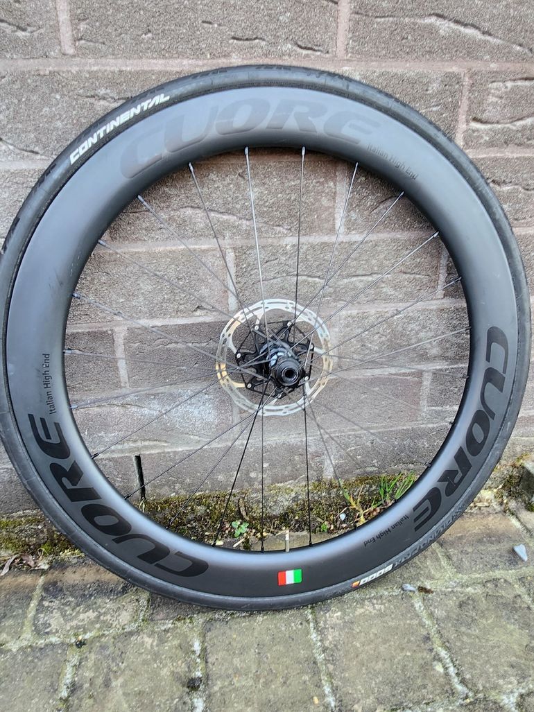 Używany Cuore carbone 60mm 2024 bike — zdjęcie 3 z 5