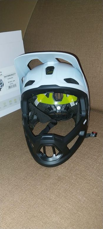 Used Abu Garcia Uvex Revolt MIPS Helmet 2025 Cycling Accessories