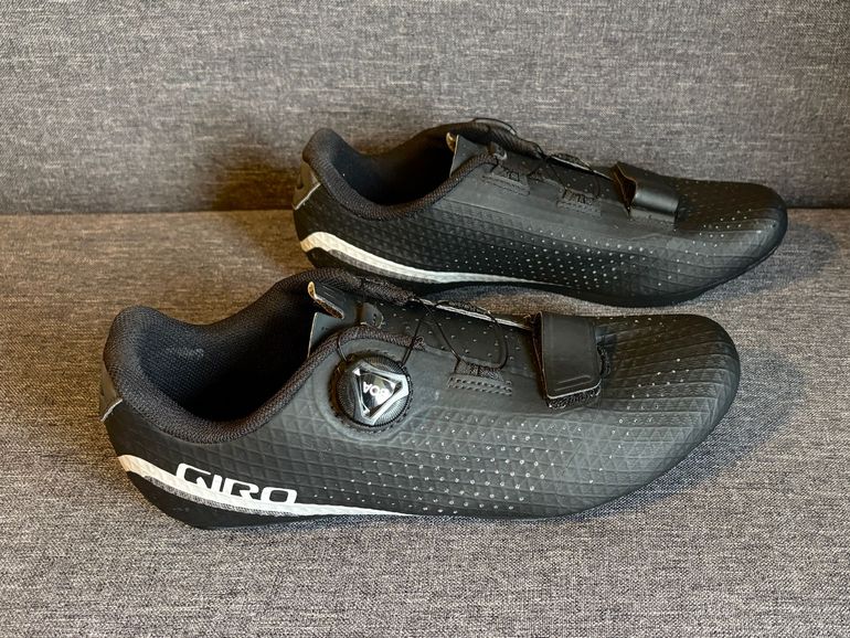 Used Giro Cadet 2024 bike — image 2 of 4