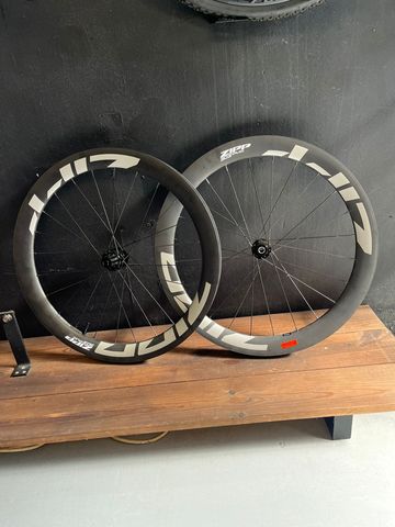 Brugt Zipp 303 XPLR S Gravel Wheelset Wheels