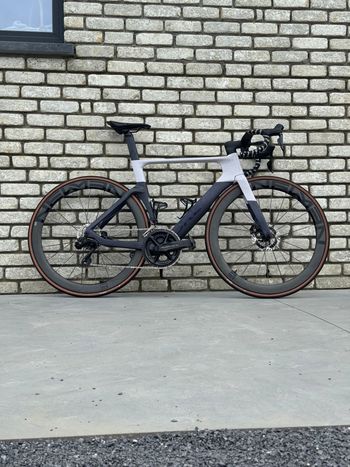Newmen Advanced R.50 Streem 2024 bike usato — immagine 6 di 6