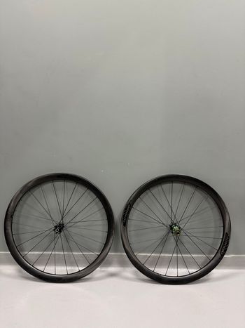EXTRALITE, 340C Cyber Disc Carbon spokes