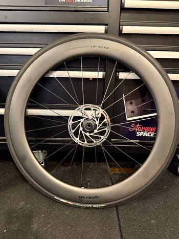 Brugt Syncros Capital 1.0s Aero 60mm 2024 bike — billede 4 af 4