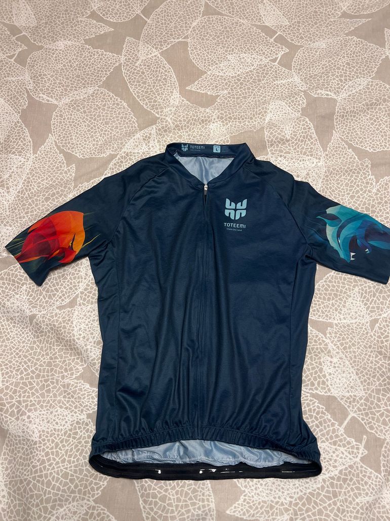 Gebrauchtes hatiwear Maillot equipación oficial Toteemi 2023 bike — Bild 1 von 3