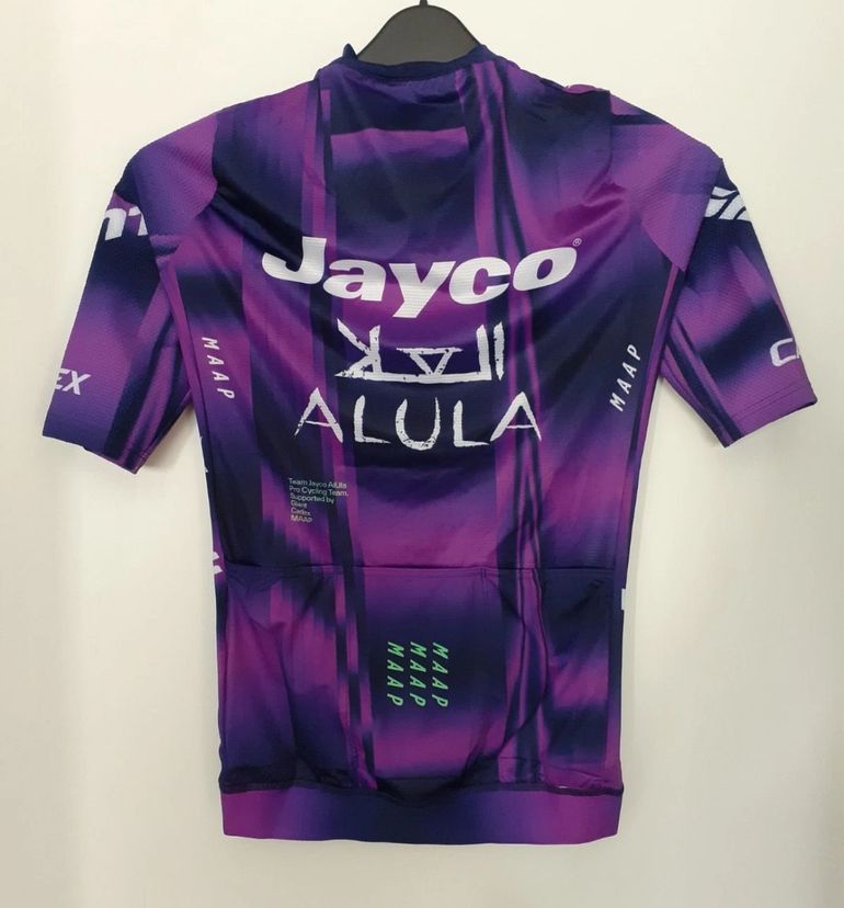 Used MAAP Jayco alula 2025 bike — image 2 of 2