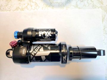 Used Fox 2022 Performance Series Float X 2022 bike — image 2 of 4
