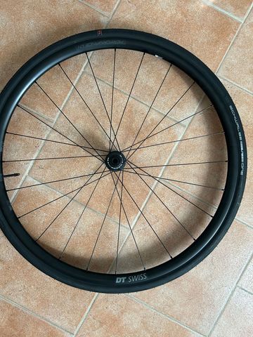 Brugt DT Swiss performance 2025 bike — billede 3 af 4