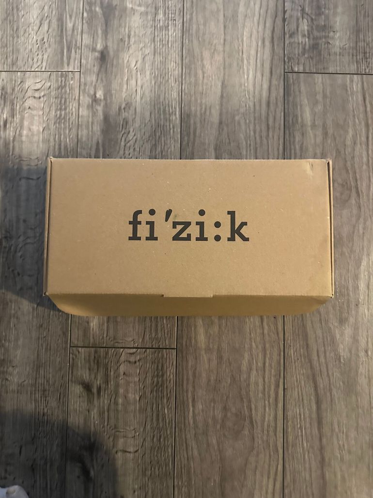 Used Fizik Vento Argo 00 Adaptive 2025 bike — image 4 of 4