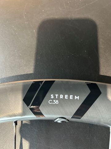 Brugt NEWMEN Streem C.35/C.38 Wheelset 2025 bike — billede 2 af 2