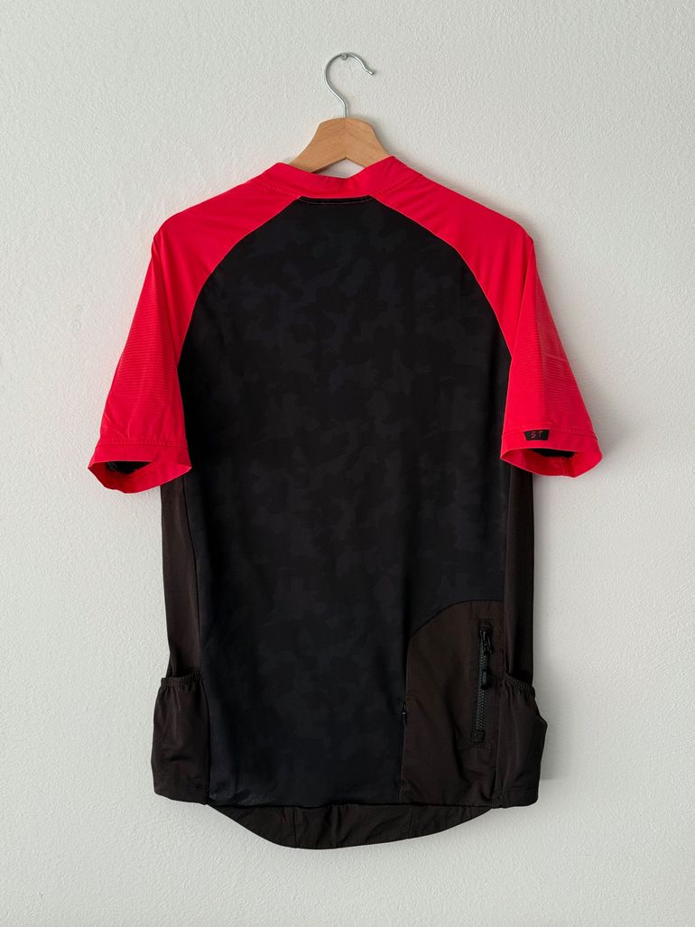 Gebrauchtes Rockrider Trikot rot/schwarz 2021 bike — Bild 2 von 2