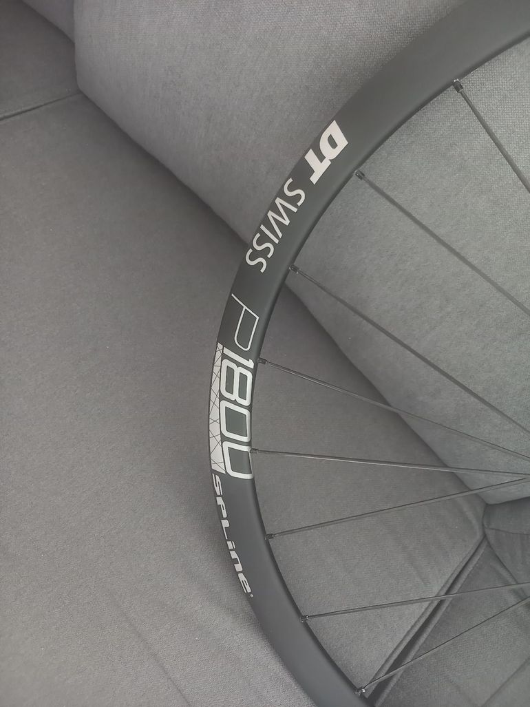 Used Dt Swiss DT SWISS P1800 2022 bike — image 2 of 3