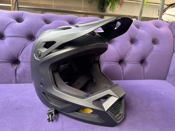 Brugt Fox JUNIOR RAMPAGE CE/CPSC MATTE BLACK YS 2025 Cycling Accessories