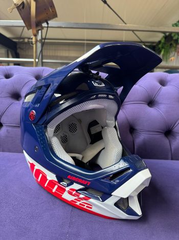 Used 100% Aircraft Composite Helmet Anthem 2022 bike — image 4 of 13