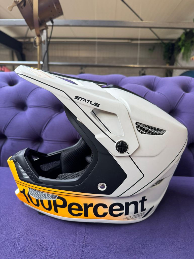 Used 100% Status DH/BMX Helmet Carby Silver 2022 bike — image 6 of 9
