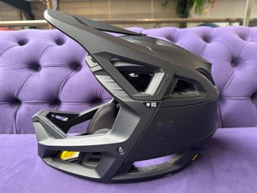 Used Fox PROFRAME RS MATTE BLACK 2025 bike — image 7 of 12