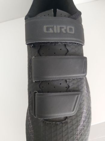 Used Giro Ranger n43 2025 bike — image 3 of 6