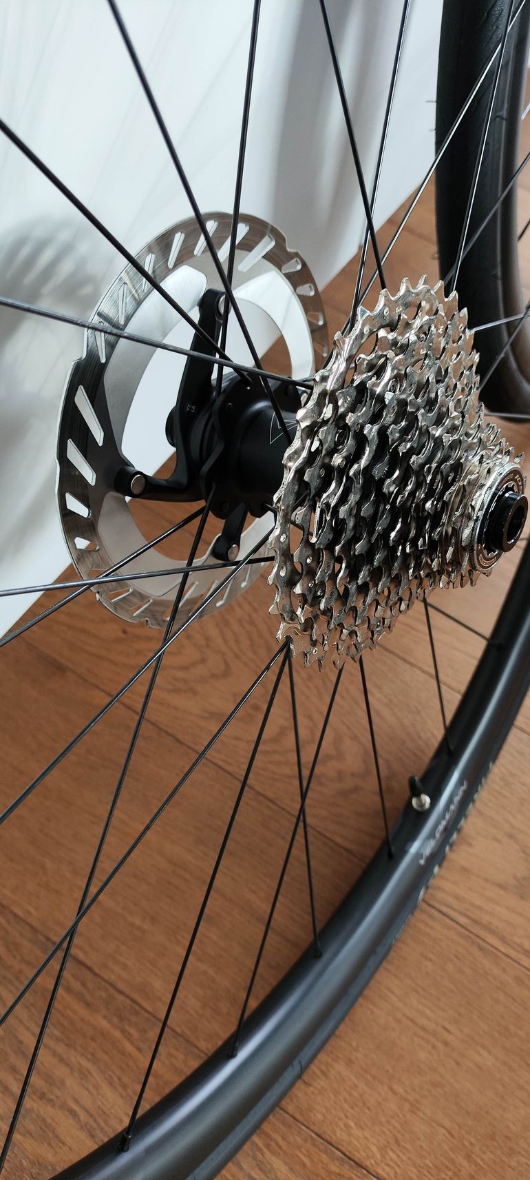 Używany Pulleman Carbone Roue 2025 bike — zdjęcie 2 z 3
