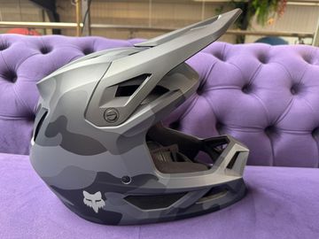 Brugt Fox Racing Rampage Full Face Helmet Black Camo 2025 Cycling Accessories