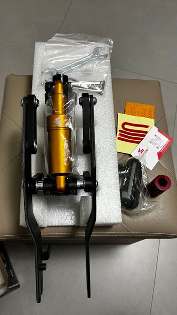 Gebrauchtes monorim ammortizzatore monorim mxo segway ninebot 2025 Skate / Scooter