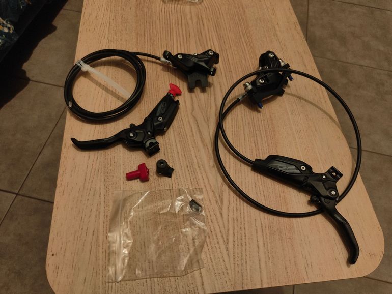 Used Sram neuf SRAM g2 rsc bike — image 1 of 3