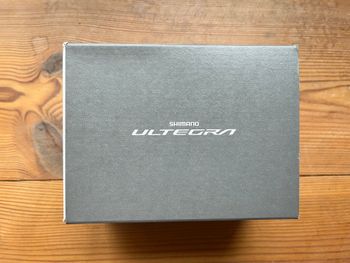 Shimano, Neues  Ultegra Di2 RD-R8150 Schaltwerk - 12-fach.