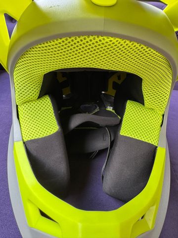 Brugt Fox Rampage Ceshyn Helmet 2023 bike — billede 9 af 9