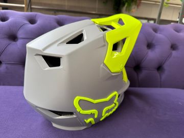 Brugt Fox Rampage Ceshyn Helmet 2023 bike — billede 4 af 9