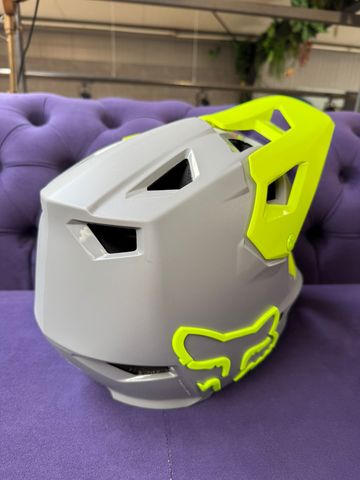 Brugt Fox Rampage Ceshyn Helmet 2023 bike — billede 2 af 9