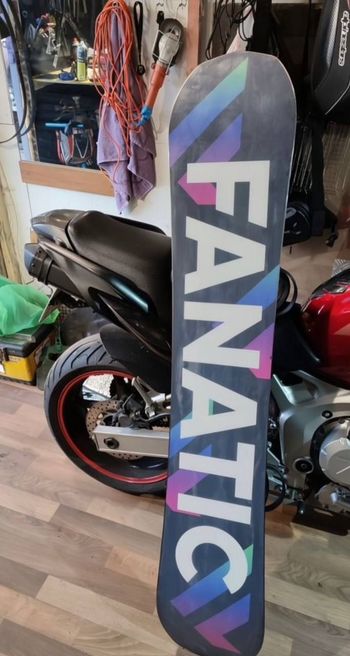 Used Fanatic Snowboard Fanatic 158cm bike — image 1 of 3