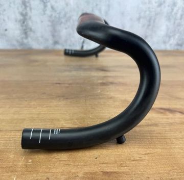Cervelo Cintre gravel carbone + Potence 90 ou 110mm 2025 bike usato — immagine 2 di 8