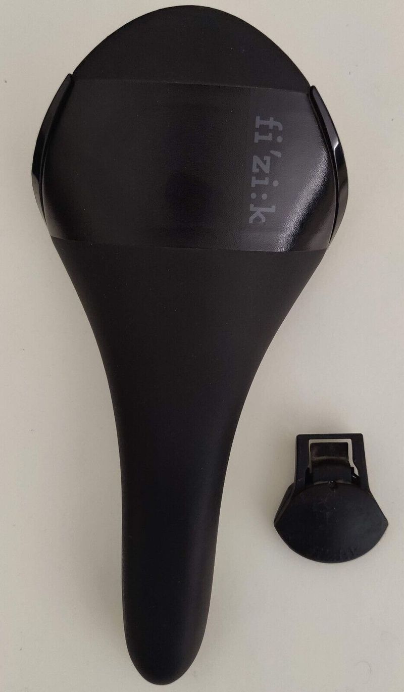 Použité Fizik Aliante R1 Regular Saddles & Seatposts