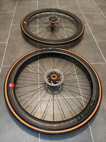Gebrauchtes Schmolke Carbon TLO Laufradsatz mit Tune Naben und Berd Spokes Wheels