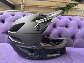Gebrauchtes TLD Troy Lee Designs Stage MIPS Helmet Stealth Midnight 2025 Cycling Accessories