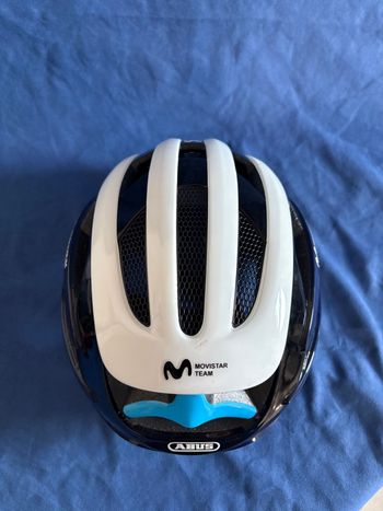 Brugt ABUS Casco ABUS Airbreaker Movistar Team bike — billede 3 af 8