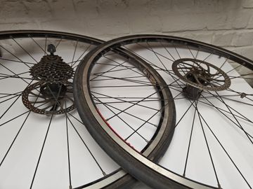 Used Cannondale Wielen 2005 bike — image 1 of 2