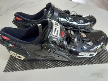 Used Sidi vent carbon sole 2016 bike — image 3 of 5