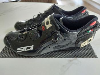 Used Sidi vent carbon sole 2016 bike — image 4 of 5