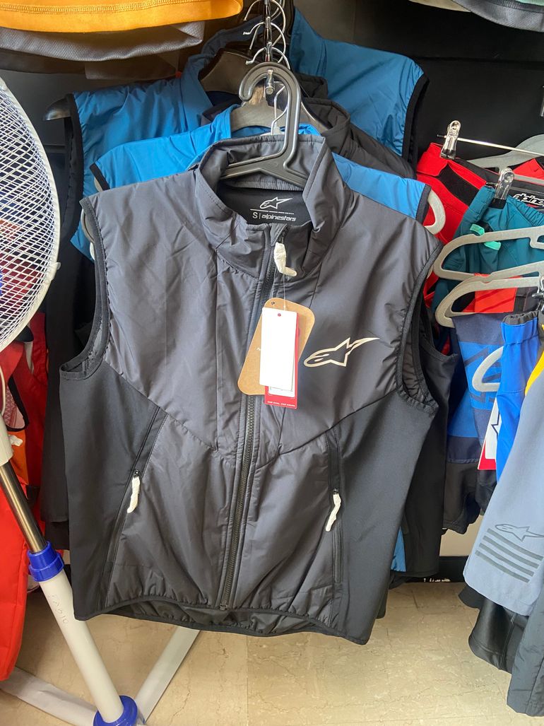 Used Alpinestars Smanicato Vest bike — image 4 of 5