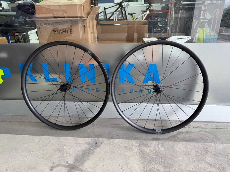 Gebrauchtes Bh Ruote MTB Evo Carbon SL 1350gr 2025 Wheels