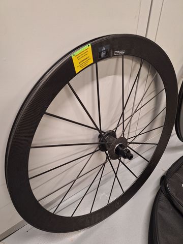 Brugt Lightweight Meilenstein Evo Schwarz ed neuves 2025 bike — billede 2 af 7
