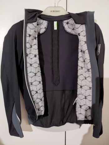 Used Q36.5 Air Insulation Jacket 2022 bike — image 3 of 4