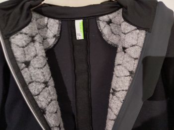 Used Q36.5 Air Insulation Jacket 2022 bike — image 4 of 4