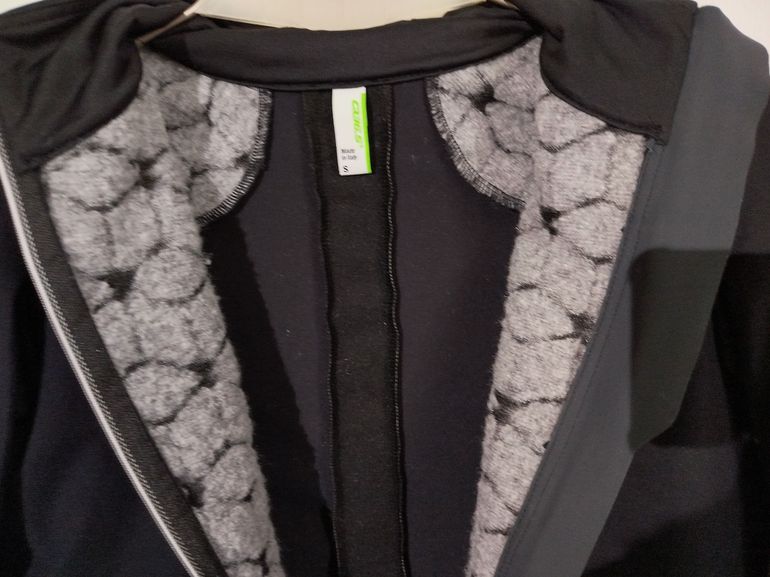 Used Q36.5 Air Insulation Jacket 2022 bike — image 4 of 4
